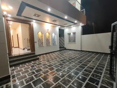 10 Marla house for sale