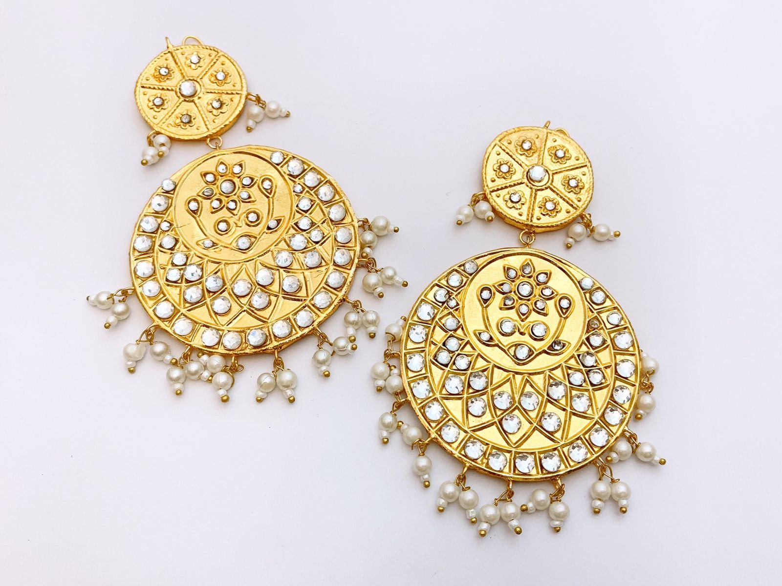 Brand new artificial jewelry for sale in Lahore Every type contact me