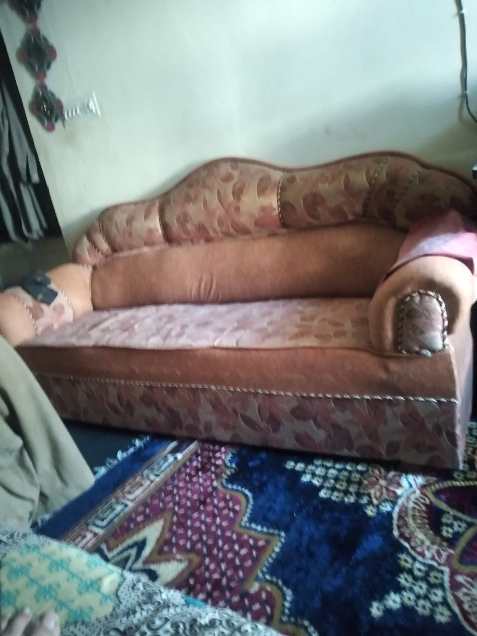 House for rent with lawn ground floor 3beds drawing big car porch