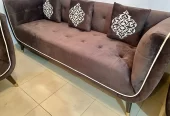Elegant sofa set 6 seater slightly used