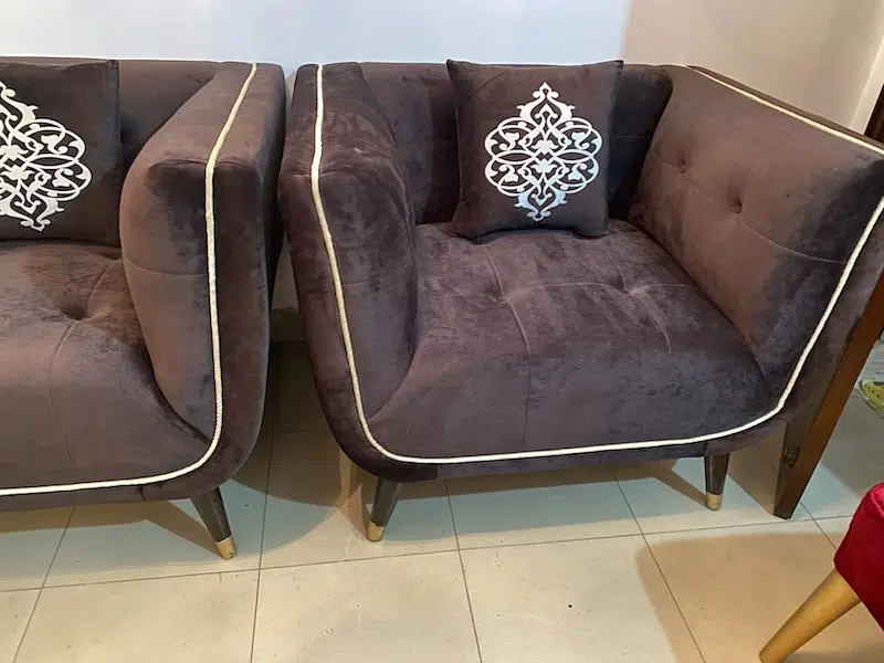 Elegant sofa set 6 seater slightly used