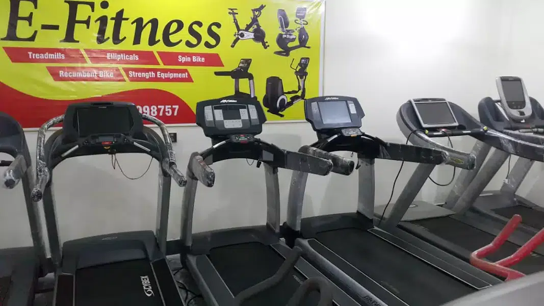 (F11) Life fitness Treadmill Elliptical