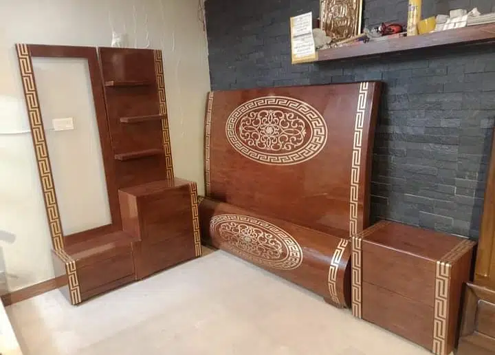 Double bed / bed set /gloss paint bed / Furniture