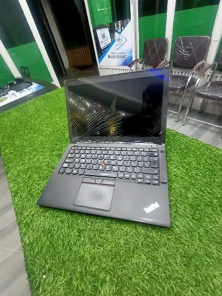 6Th Gen#Core i5#01TB HDD#04GB Ram#Lenovo #5Hour Battery#Like New A+