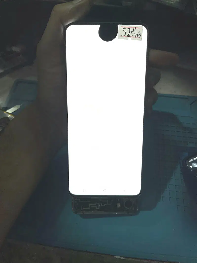 Samsung Galaxy S8, S9, S10, S20, S21, Note8, 9, 10 Plus, 20 Ultra Dotted Panel