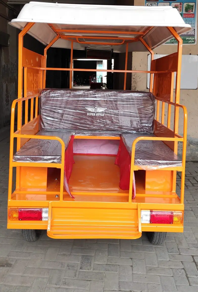 Super Style 9 Seater Passenger Rickshaw 2023