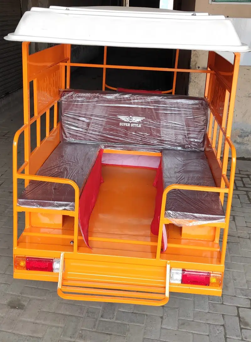 Super Style 9 Seater Passenger Rickshaw 2023