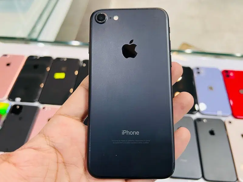 iPhone 7 32gb Non PTA Black and Rose Gold