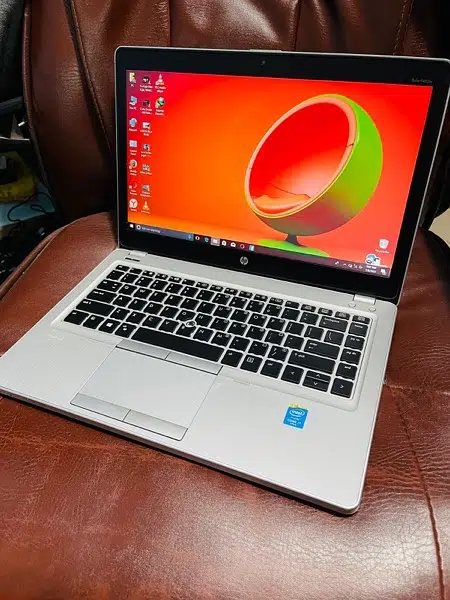 (GIFT by HP ELITEBOOK FOLIO) i5 4th (9480m) BOX PACK CONDITION