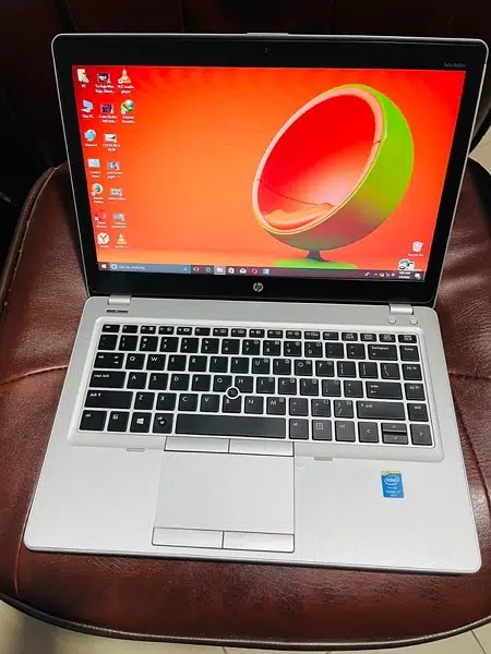 (GIFT by HP ELITEBOOK FOLIO) i5 4th (9480m) BOX PACK CONDITION