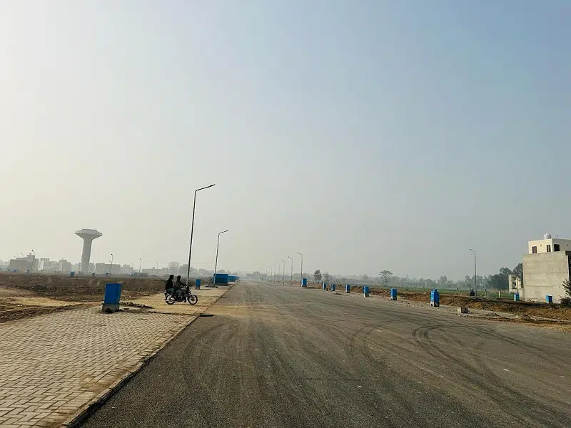 3 Marla Plot For Sale In B Block Phase 2 Al-Kabir Town Lahore