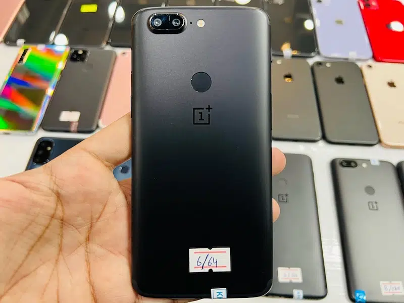 OnePlus Mobiles Fresh Stock