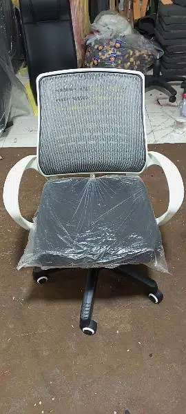 Office Revolving Chairs