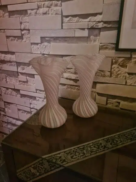 Amazing showpiece and crystals decoration