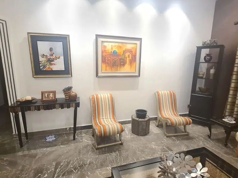 Kalamkaar chairs with table