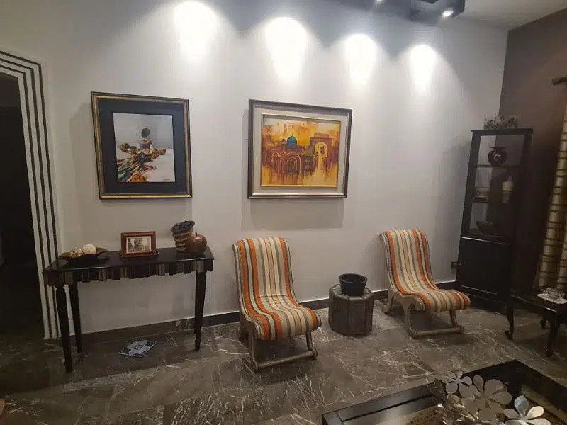 Kalamkaar chairs with table