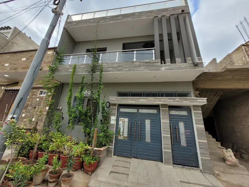 New 1st Floor Boundary Wall facing, wide road for URGENT rent