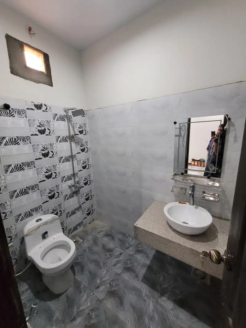 New 1st Floor Boundary Wall facing, wide road for URGENT rent