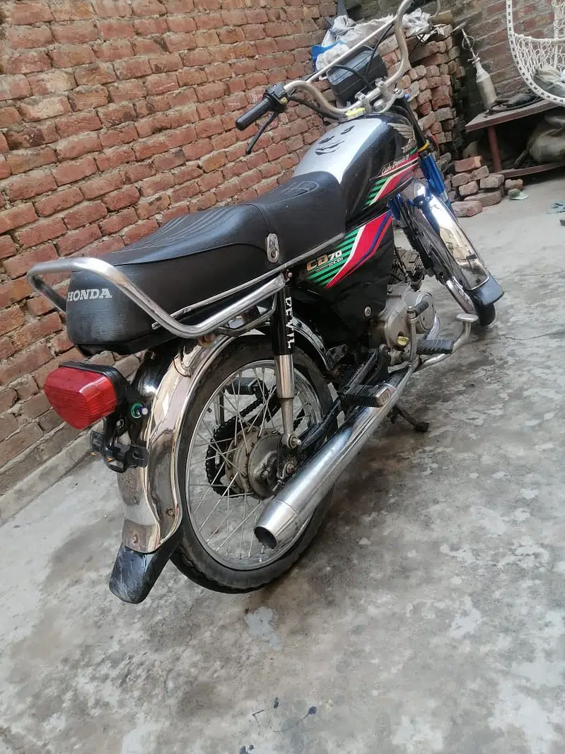Honda CD70 complete kit / mukamil saman/tanky tapy/seat/tyers