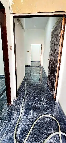 house in colony with final price no bargening please