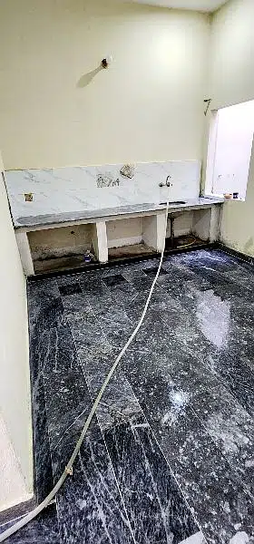 house in colony with final price no bargening please