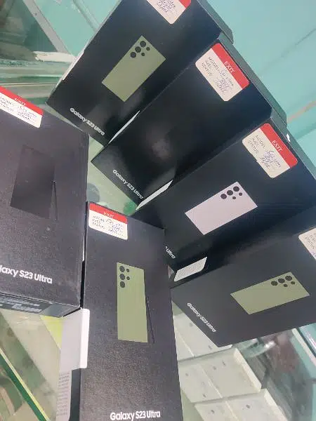 Samsung S23 ultra 12/256