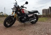 Honda CBX Heavy Bike