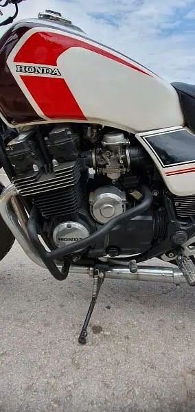 Honda CBX Heavy Bike