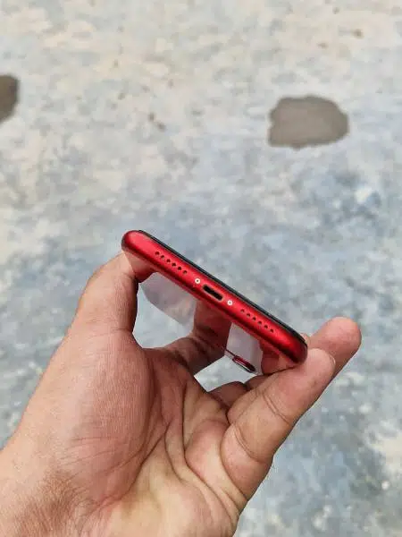 IPhone 11 Red Non PTA Sim working