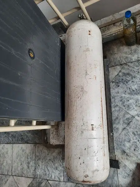 CNG kit and Cylinder