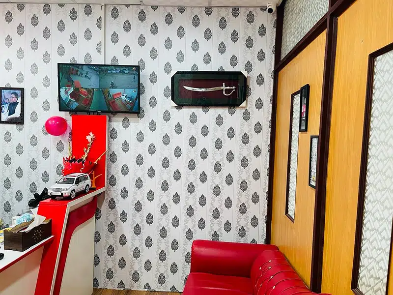 Running business office for sale,prime location,full furnished Urgent