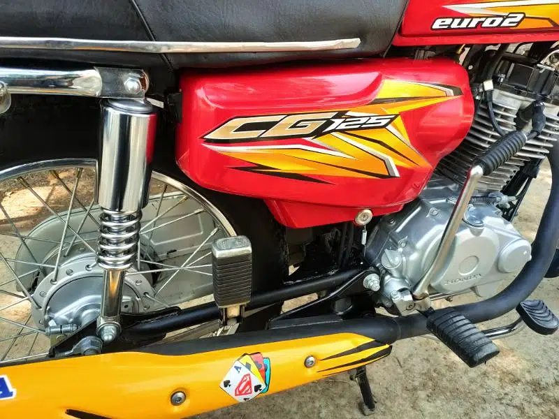 Honda 125 Model 2021 Only 5000+ KM Use Fbulous bike 100% Totel Originl