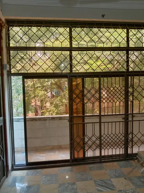 Beautiful 5.6 Marla double story house for sale in Pakistan Town Ph 1