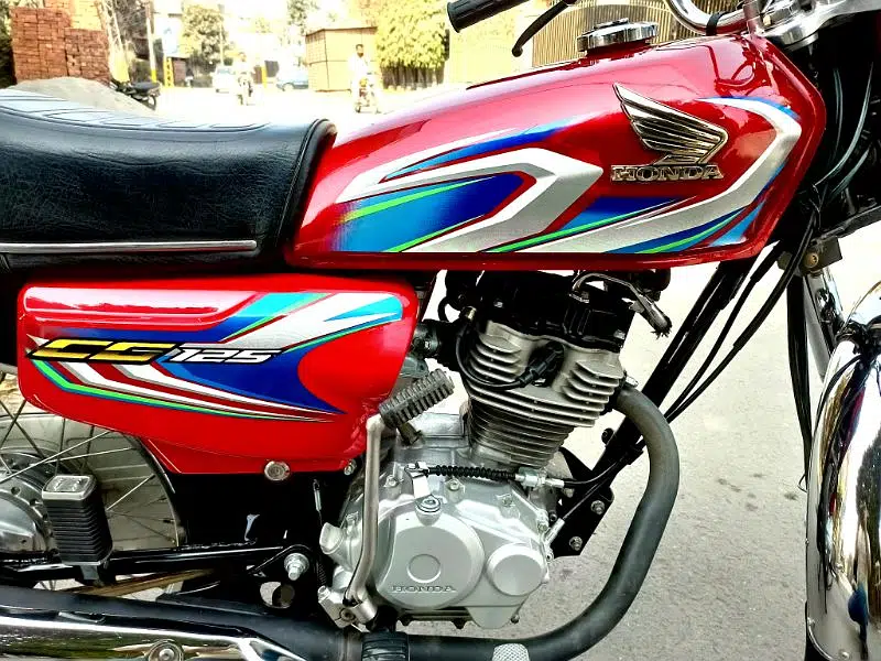 Honda 125 MODEL 2021/2022 JUST BUY AND DRIVE VERY NEW BIKE