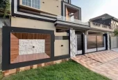10 Marla Brand New House At Ideal Location In Central Park Lahore