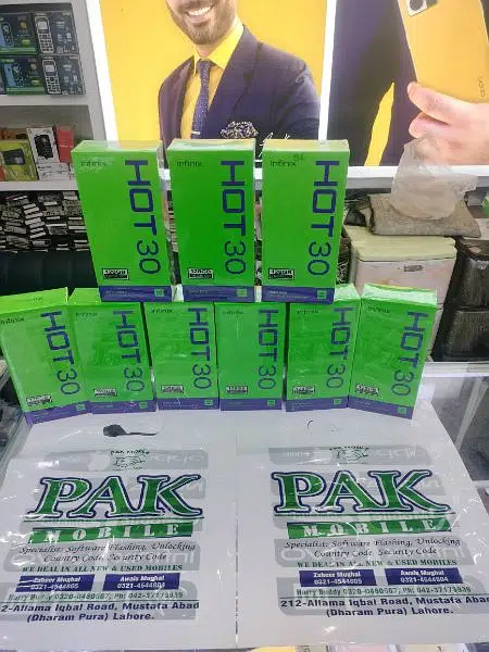 Infinix Hot 30 Box Pack