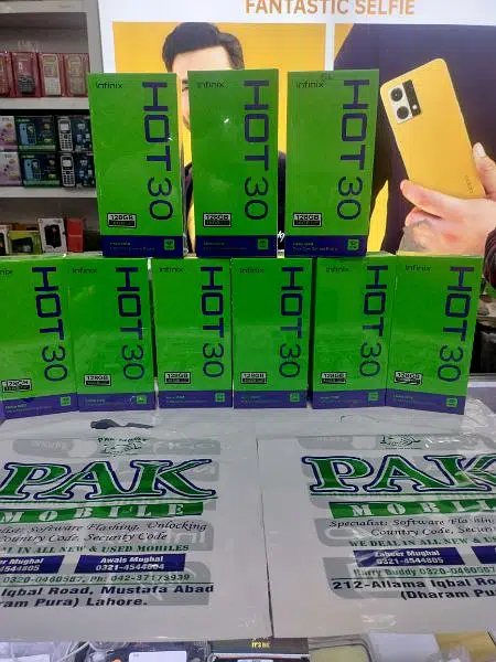 Infinix Hot 30 Box Pack