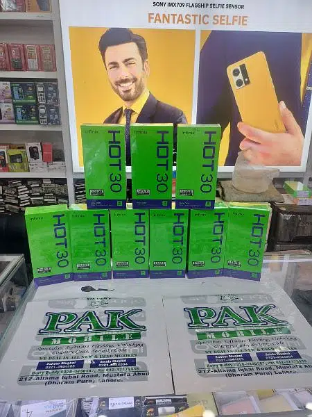 Infinix Hot 30 Box Pack
