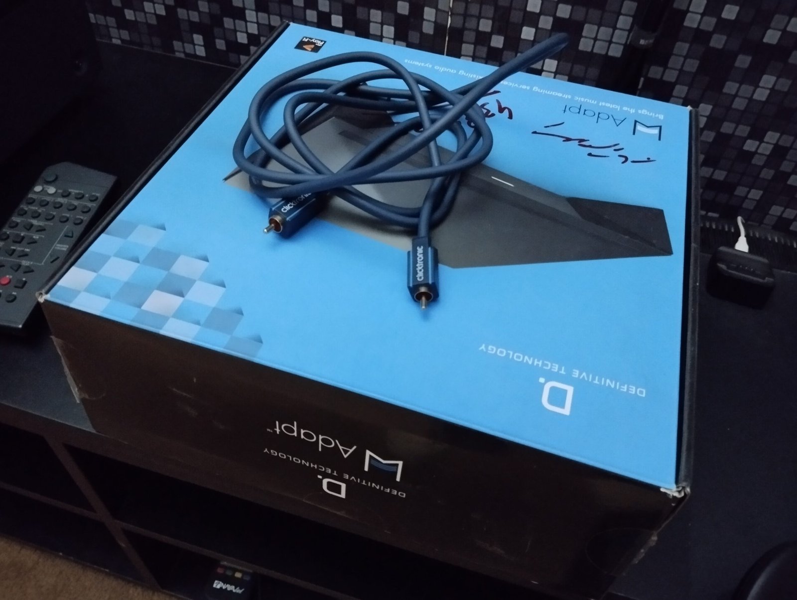 definitive technology W-Adapt streamer & Theta DSP Prime Pro 2