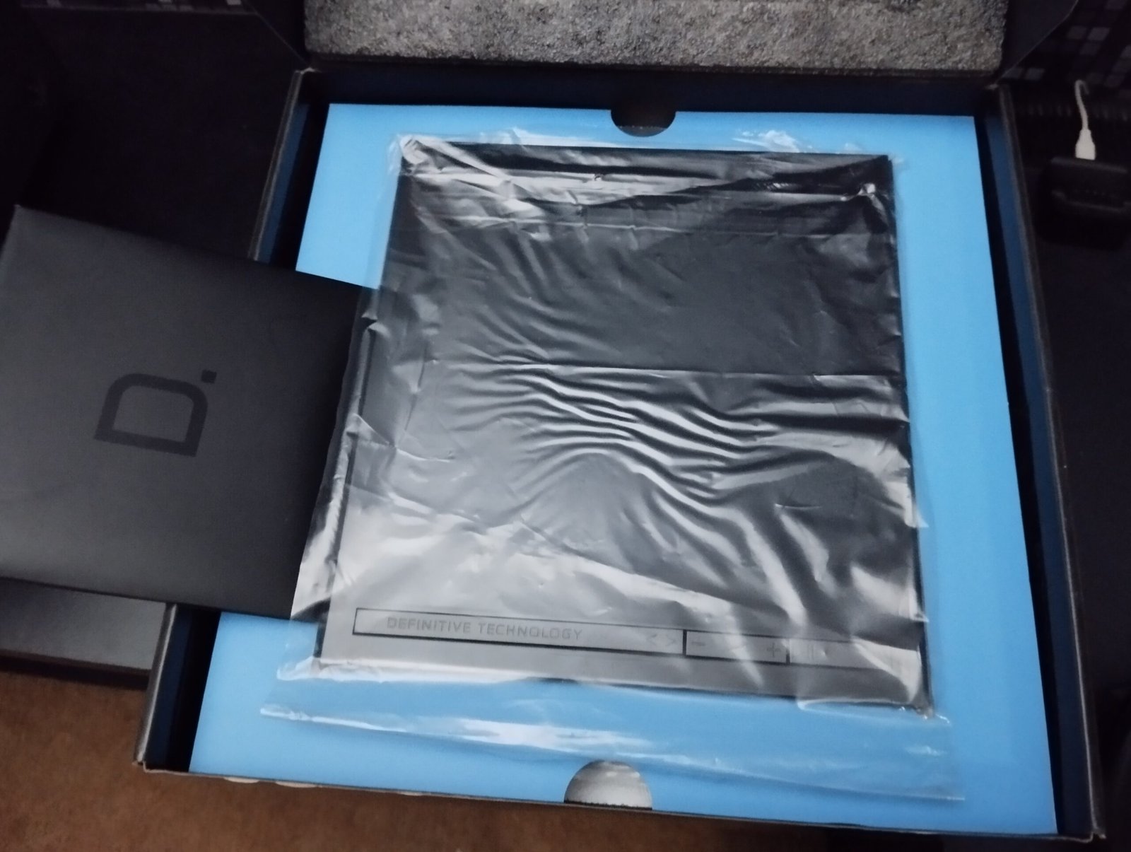 definitive technology W-Adapt streamer & Theta DSP Prime Pro 2