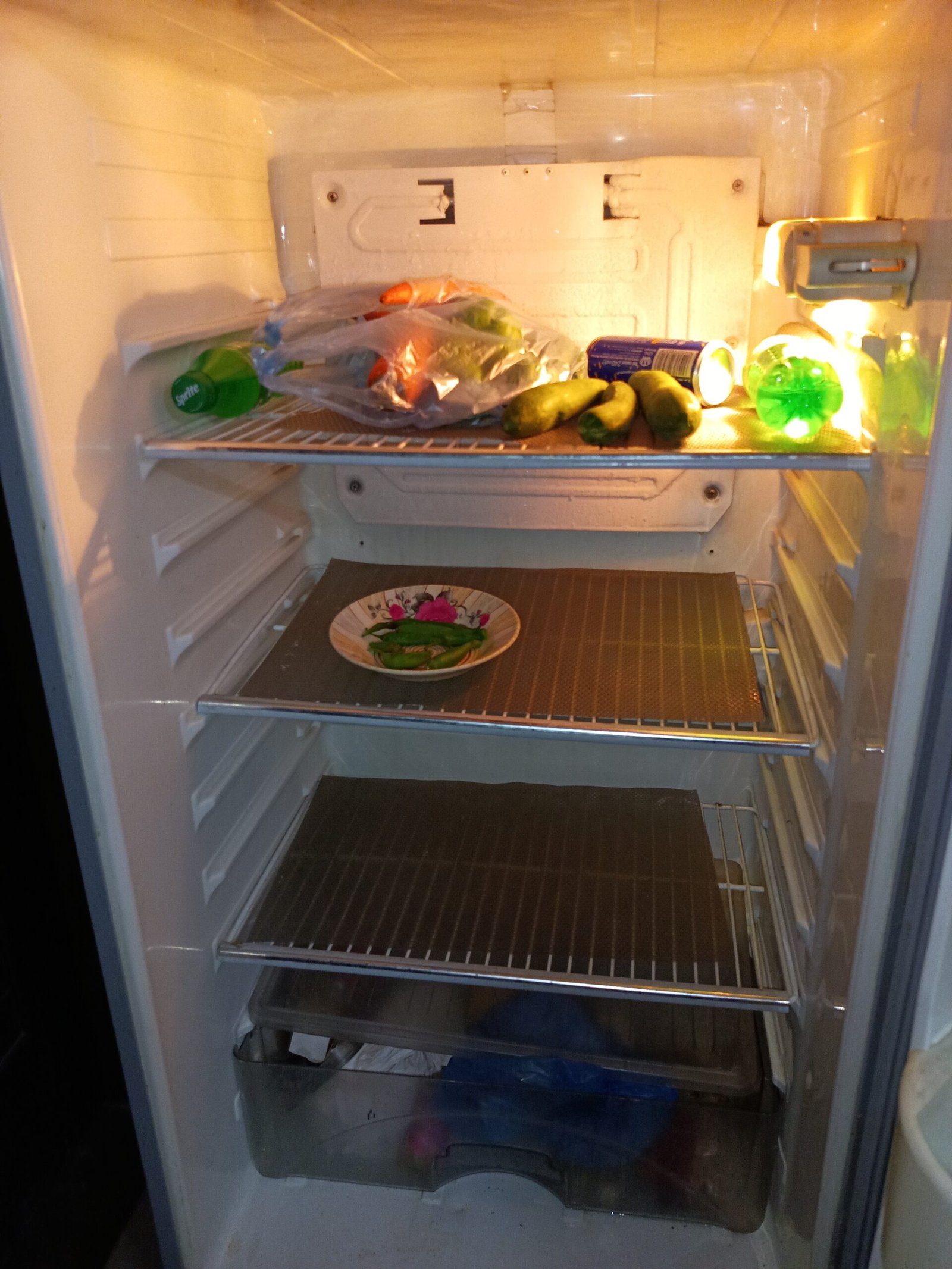 Dawlence Refrigerator