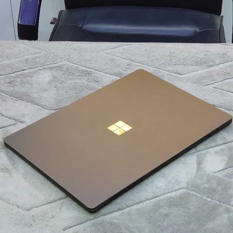 Core i7 10th Gen | 16GB RAM | 256GB SSD | Touchscreen | Wind